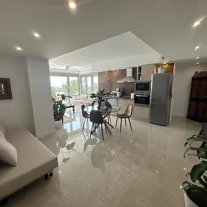 Penthouse Puerta De Pedregalejo Apartamento